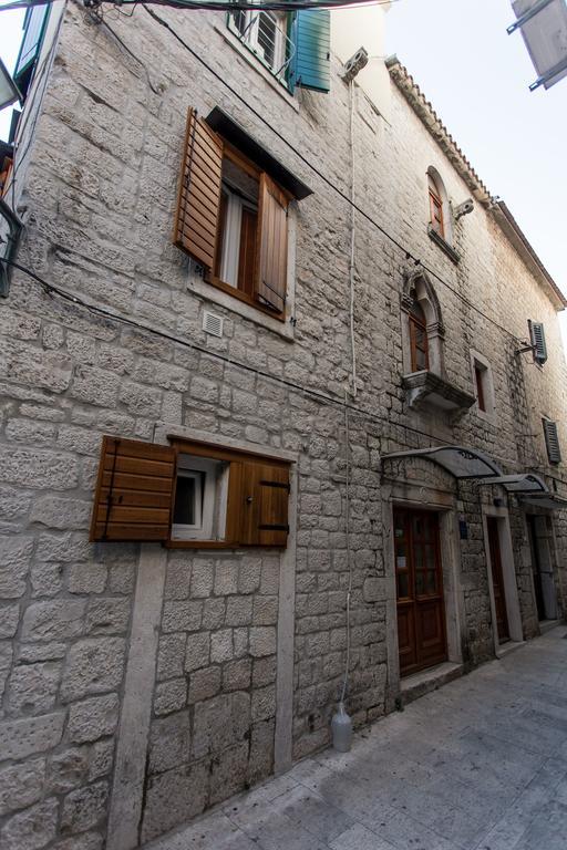 Maja Apartments Trogir Exteriör bild